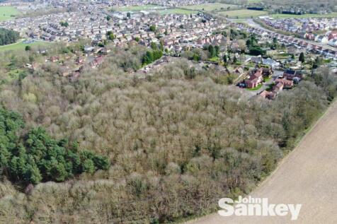 Land Adj Clipstone Dr _0603.jpg