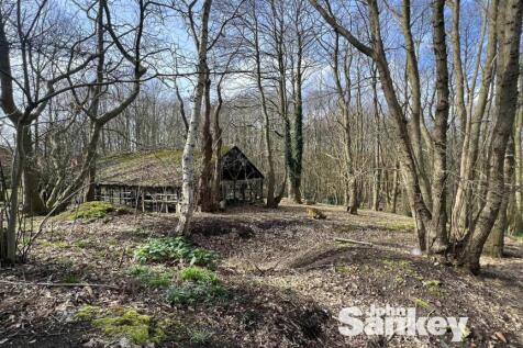 Land Adj Clipstone Dr _2396.jpg