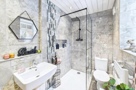 Ground Floor Bath