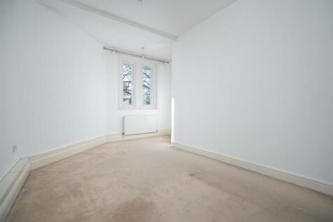 Studio Room
