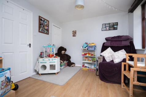 Family Room/Bedroom 4