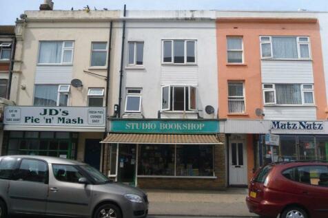 2 Bedroom Flats To Rent In Clacton On Sea Essex Rightmove