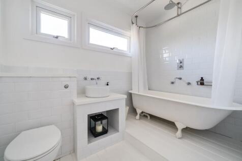 Ground floor Bathroom