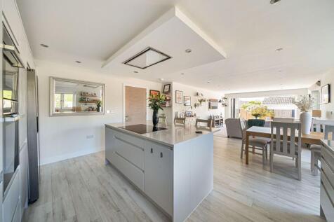 Open Plan Kitchen/Living Room
