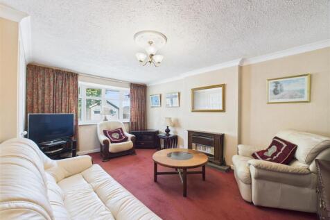 CAM02739G0-PR0228-STILL012.jpg