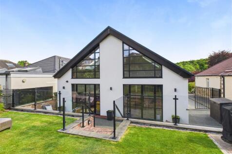 CAM04279G0-PR0120-STILL017 - WEBSITE.jpg