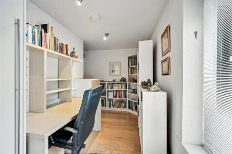 Saxton Mee 1 Rutland Riverside 0010.jpg