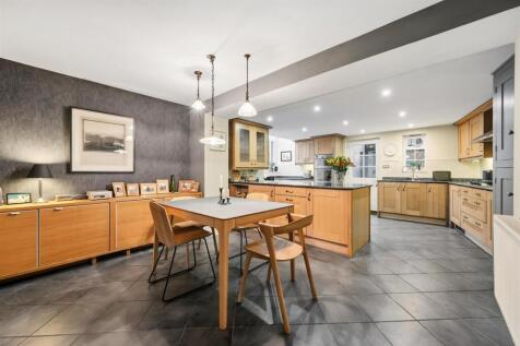 Saxton Mee Summer Villa 0070.jpg