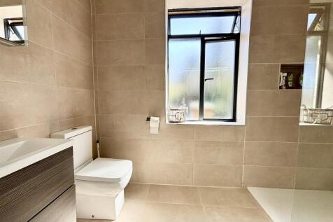 Primary Ensuite