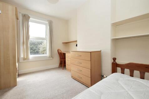 bedroom 3.jpg