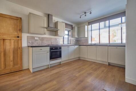 Dining/kitchen to front