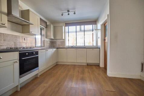 Dining/kitchen to front