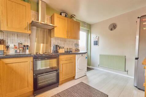 Kitchen/Diner to Front