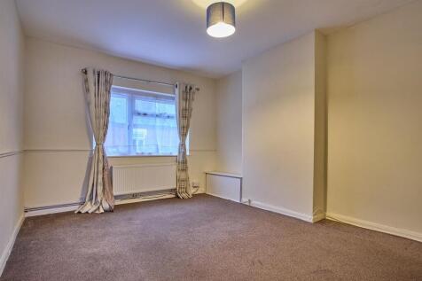 Lounge Dining room to rear