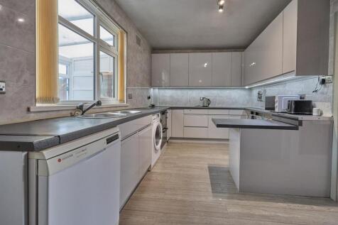 Refitted Dining Kitchen to Rear