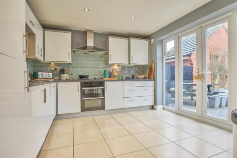 Garner Close, BW 7.jpg