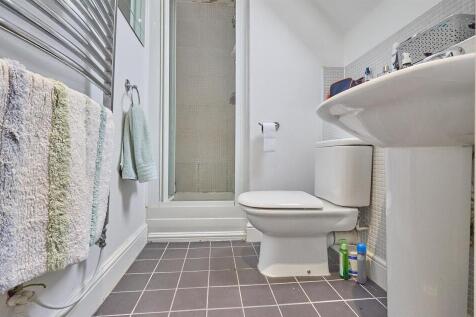 En Suite Shower Room