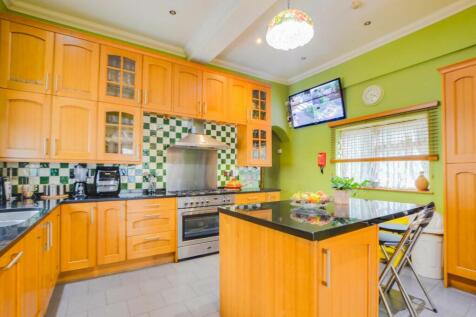 Fitted Kitchen