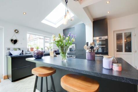 Open Plan Fitted Living Dining Kitchen