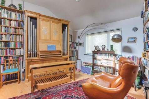 St Johns Close-21.jpg