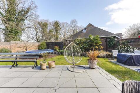 St Johns Close-15.jpg