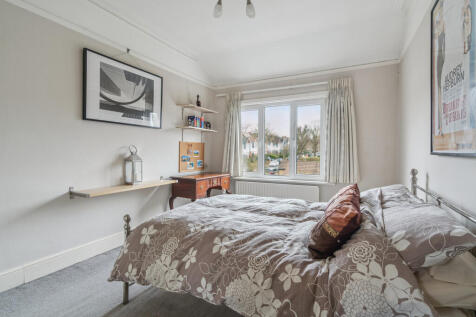 Pitshanger Lane (...