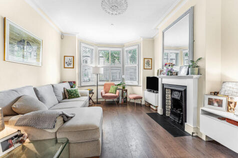 Coningsby Road (1...