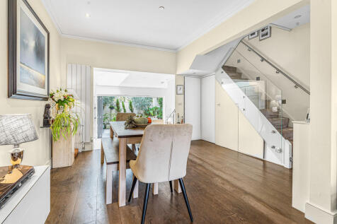 Coningsby Road (1...