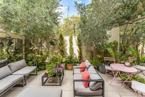 Coningsby Road (2...