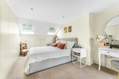 Coningsby Road (5...