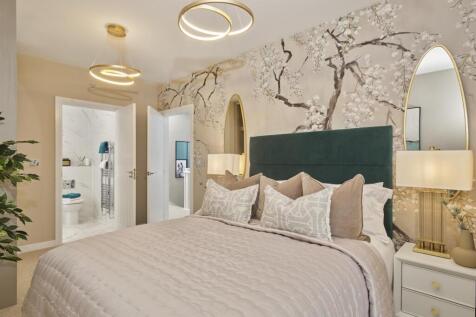 Bedroom 1.jpg