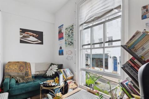 flat 2 - internal pic - 10.jpeg