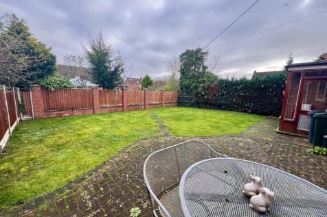 garden b.jpg