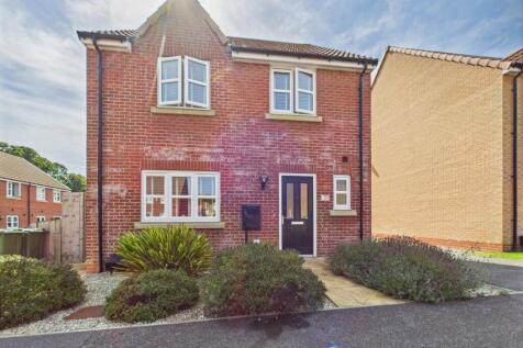 4 Bedroom Detached House - For Sale