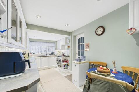 Kitchen/Breakfast Area