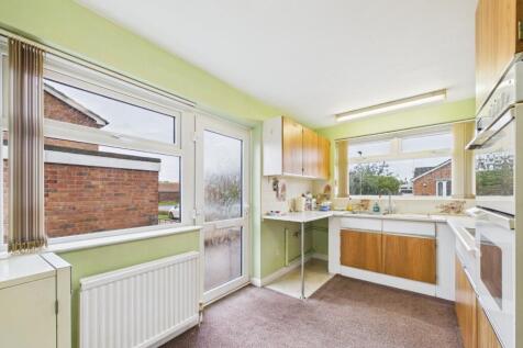 Kitchen/Breakfast Area