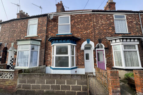 2 Bedroom Mid-Terrace House - For Sale