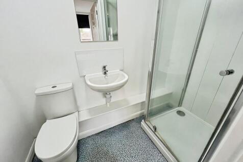 8cc58d60-shower 2...