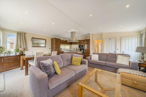 2nd view OPEN PLAN LIVING.jpg