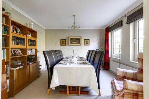 Dining Room a.JPG