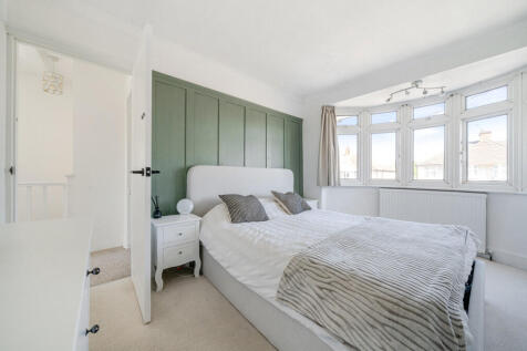 bedroom1