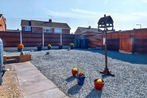 Courtyard Garden ...