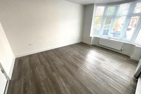 BEDROOM 1 GROUND.jpg
