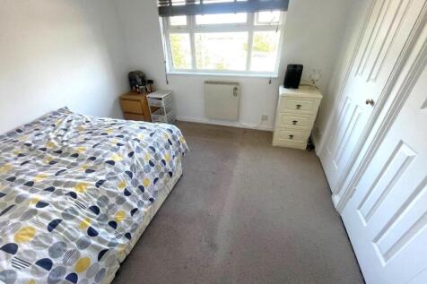 NEW BEDROOM 1.jpg