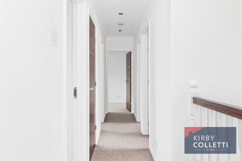 FIRST FLOOR LANDING