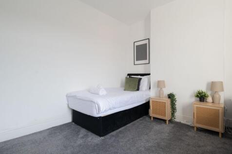 BEDROOMS AND BATHROOMS