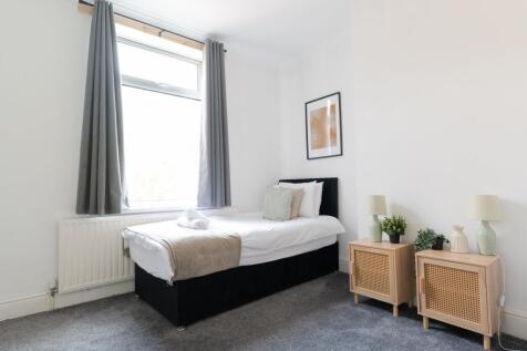 BEDROOMS AND BATHROOMS