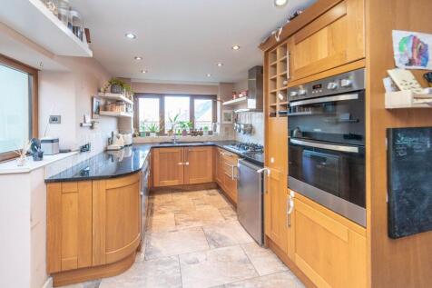 KITCHEN, DINER, SITTING ROOM AND LIVING ROOM