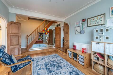 KITCHEN, DINER, SITTING ROOM AND LIVING ROOM