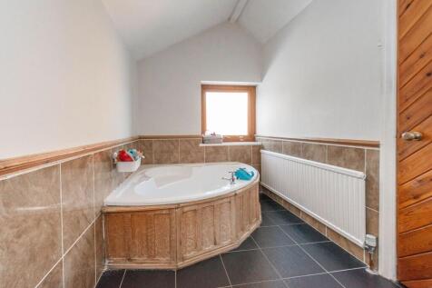 BEDROOMS AND BATHROOMS